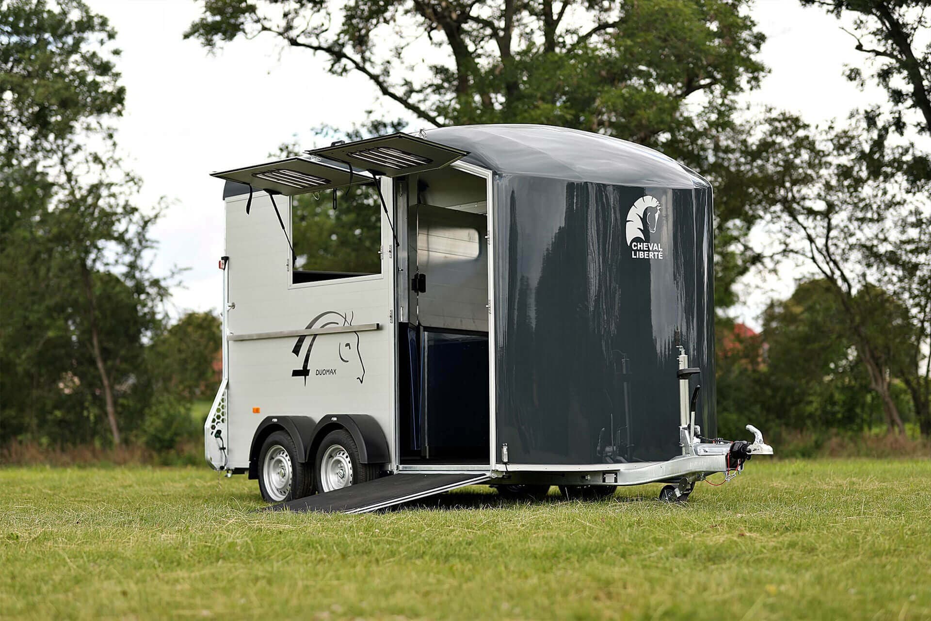 Cheval Liberte Maxi 2