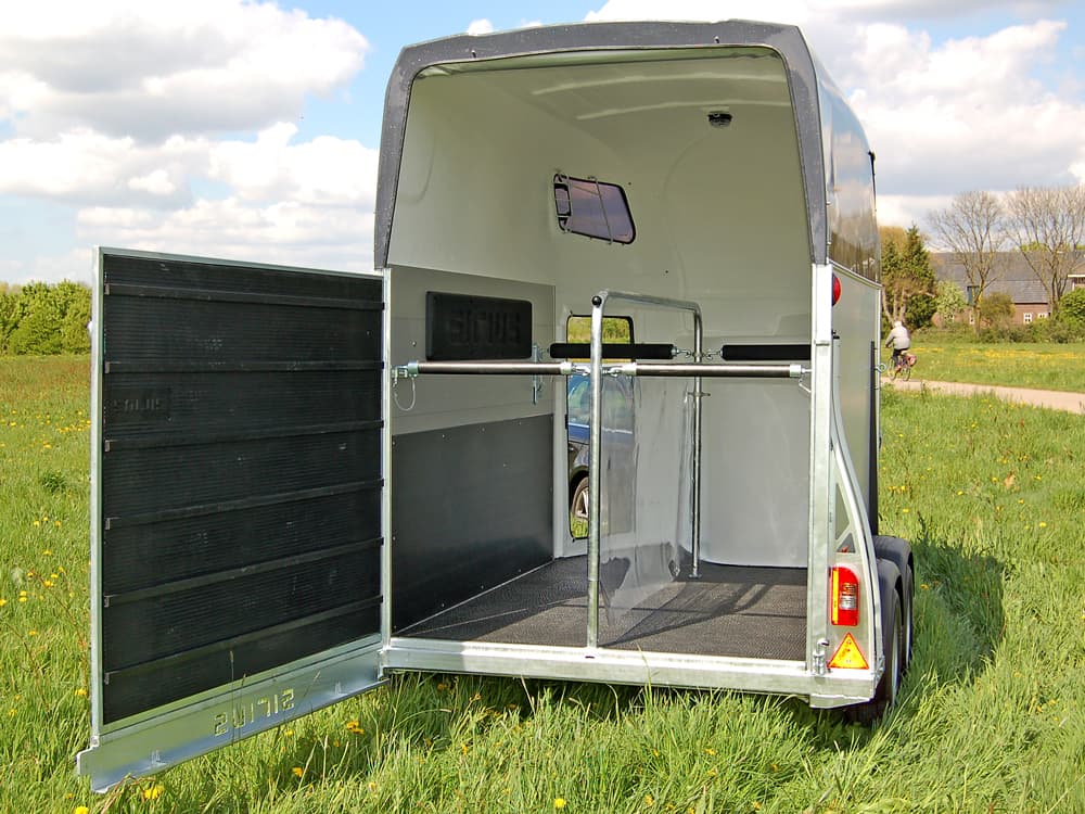 Sirius S75 Aluminium mit Polyesterfront