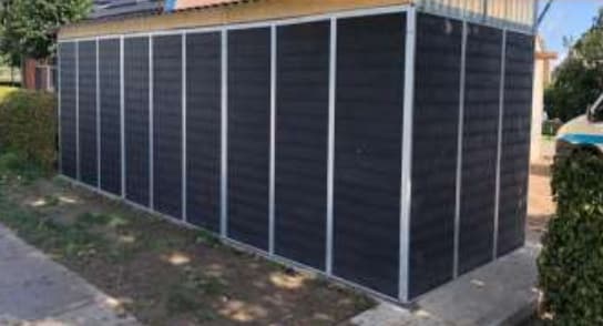 Aussenstallwand komplett geschlossen